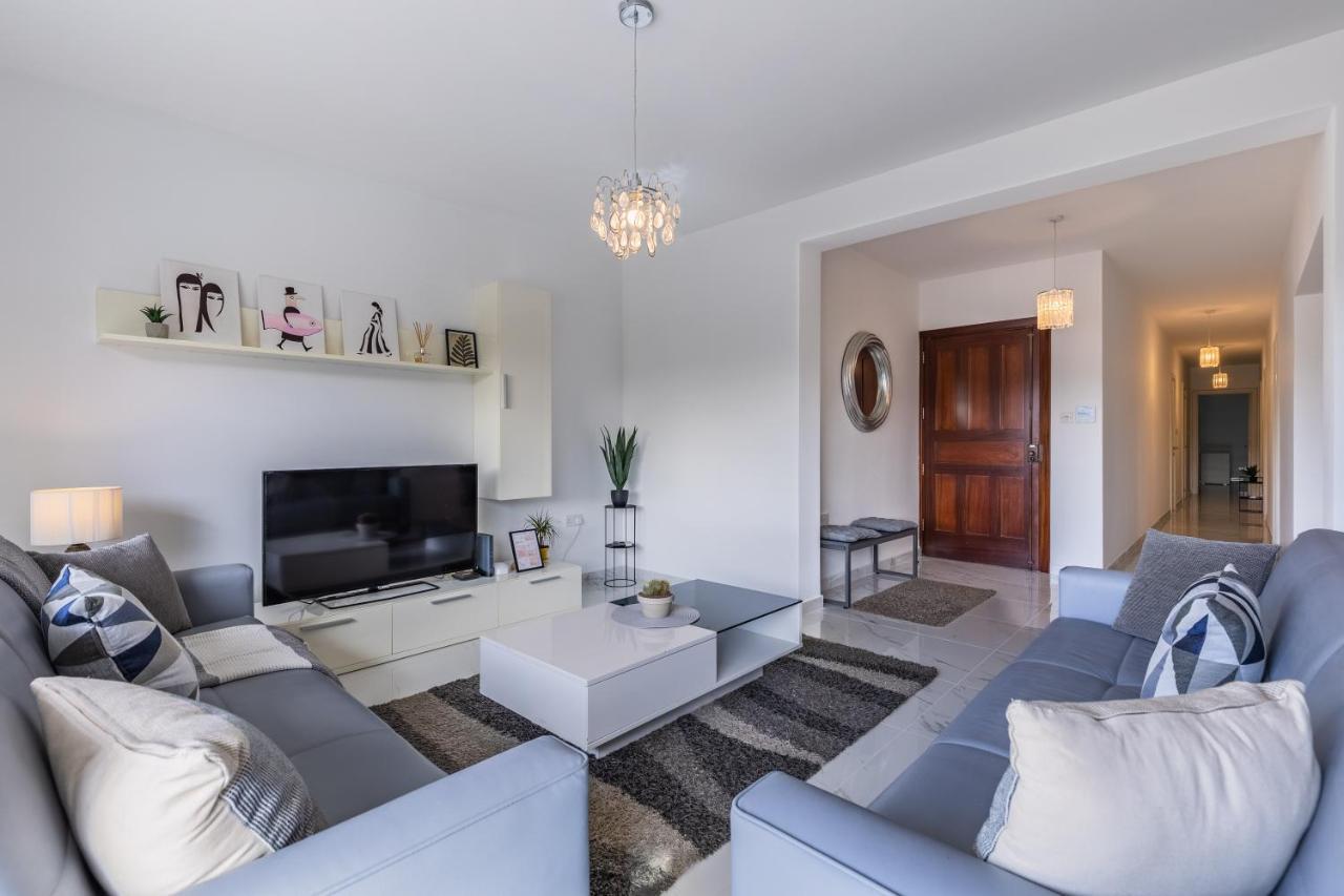 Stunning - Sunnyside 3-Bedroom Сліма Екстер'єр фото